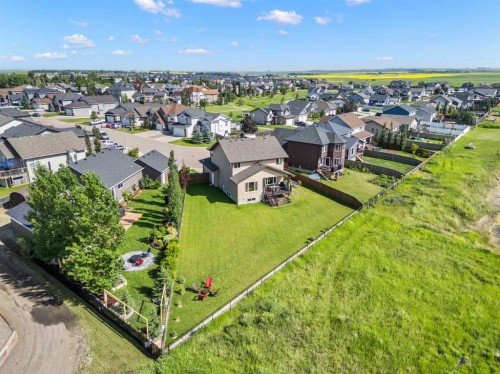 653 West Highland Crescent, Carstairs, AB - Outdoor With View
