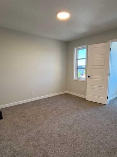 111 Chinook Winds Manor Sw, Airdrie, AB - Indoor Photo Showing Other Room