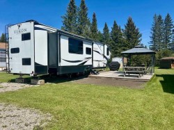 7-33051 Range Road 60  Rural Mountain View County, AB T0M 1X0