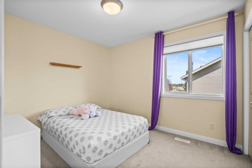 160 Royal Oak Heights Nw, Calgary, AB - Indoor Photo Showing Bedroom
