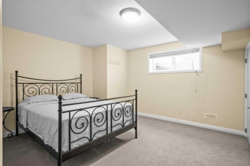160 Royal Oak Heights Nw, Calgary, AB - Indoor Photo Showing Bedroom