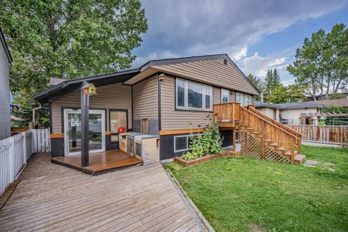 1306 1 Avenue, Canmore, AB - Outdoor