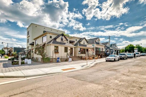 205-1811 34 Avenue Sw, Calgary, AB - Outdoor