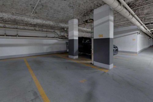 1504-519 Riverfront Avenue Se, Calgary, AB - Indoor Photo Showing Garage