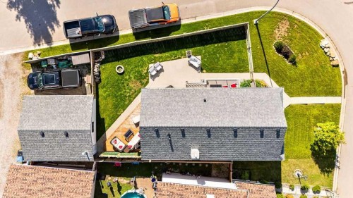 128 Cramond Crescent Se, Calgary, AB - Outdoor