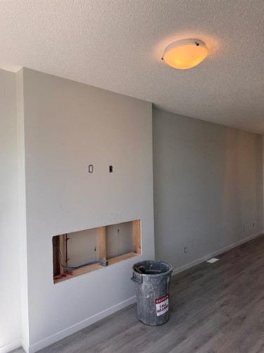 42 Setonvista Grove Se, Calgary, AB - Indoor Photo Showing Other Room