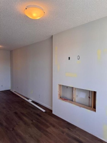 46 Setonvista Grove Se, Calgary, AB - Indoor Photo Showing Other Room