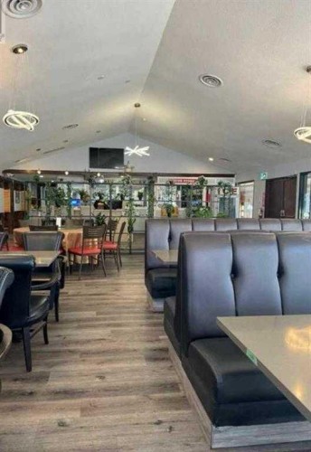 121 2 Street West, Cremona, AB 