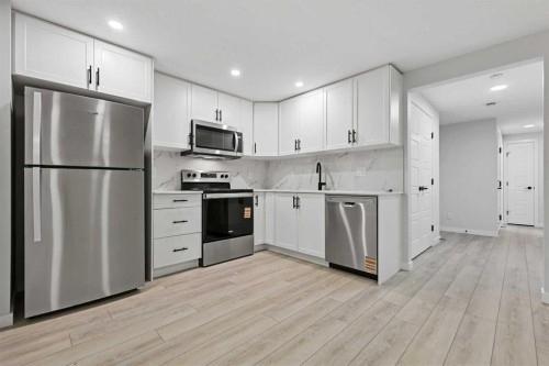 33 Magnolia Path Se, Calgary, AB - Indoor Photo Showing Kitchen With Stainless Steel Kitchen