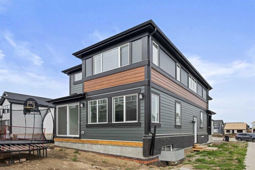 33 Magnolia Path Se, Calgary, AB - Outdoor