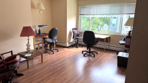 1809 5 Street Sw, Calgary, AB - Indoor Photo Showing Office