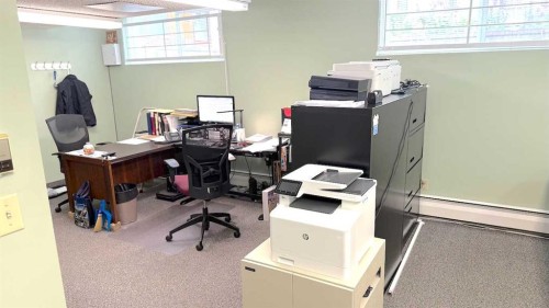 1809 5 Street Sw, Calgary, AB - Indoor Photo Showing Office