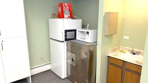 1809 5 Street Sw, Calgary, AB - Indoor