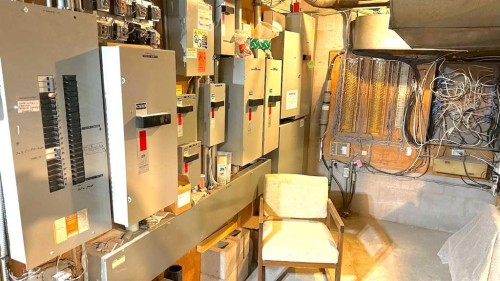 1809 5 Street Sw, Calgary, AB - Indoor Photo Showing Basement