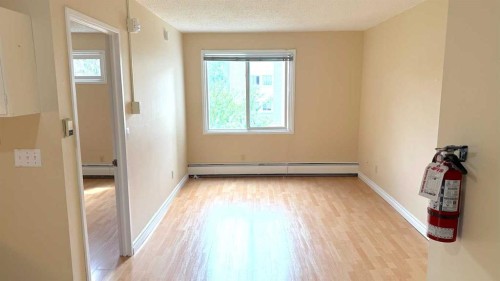 1809 5 Street Sw, Calgary, AB - Indoor Photo Showing Other Room