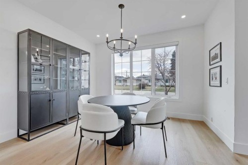 1440 26A Street Sw, Calgary, AB - Indoor Photo Showing Dining Room