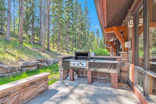 612-107 Armstrong Place, Canmore, AB - Outdoor