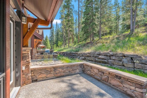 612-107 Armstrong Place, Canmore, AB - Outdoor