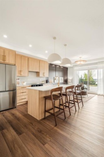 118-20 Cascade Ridge, Canmore, AB - Indoor Photo Showing Kitchen