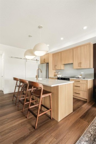 118-20 Cascade Ridge, Canmore, AB - Indoor Photo Showing Kitchen With Upgraded Kitchen