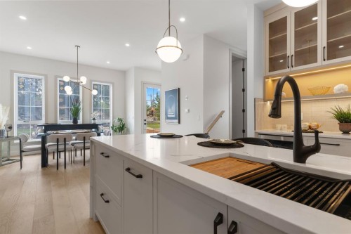 3110 40 Street Sw, Calgary, AB - Indoor