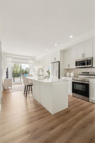 119-20 Cascade Ridge, Canmore, AB - Indoor Photo Showing Kitchen With Upgraded Kitchen