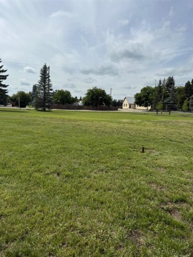 116 2 Avenue West, Rockyford, AB 