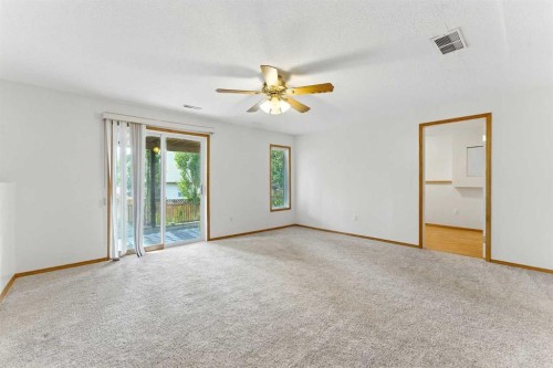 34 Tuscarora Way Nw, Calgary, AB - Indoor Photo Showing Other Room