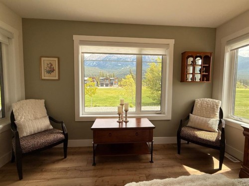 4962 Riverside Drive, Out Of Province_Alberta, BC - Indoor