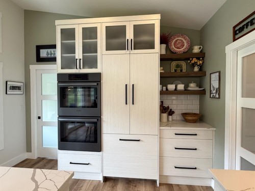 4962 Riverside Drive, Out Of Province_Alberta, BC - Indoor