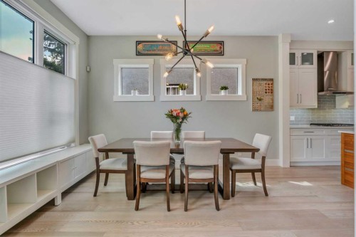 420 14 Avenue Ne, Calgary, AB - Indoor Photo Showing Dining Room