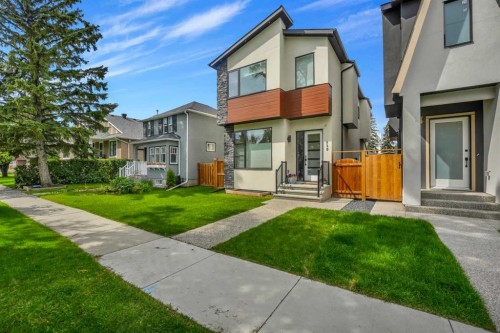 420 14 Avenue Ne, Calgary, AB - Outdoor With Facade