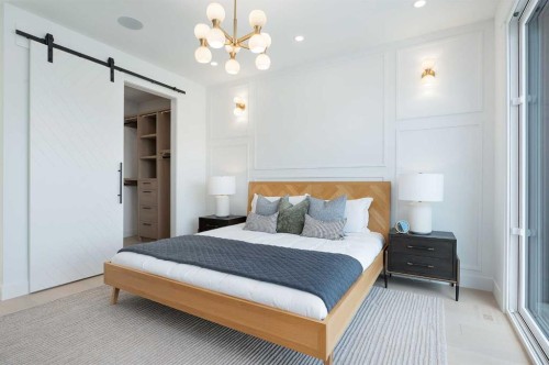 1807 Broadview Road Nw, Calgary, AB - Indoor Photo Showing Bedroom