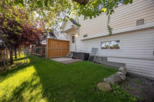 120 Prestwick Acres Lane Se, Calgary, AB - Outdoor With Exterior