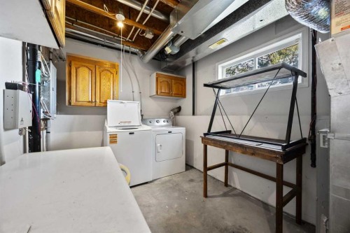 120 Prestwick Acres Lane Se, Calgary, AB - Indoor Photo Showing Laundry Room