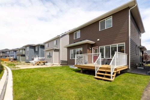 1635 Baywater Street Sw, Airdrie, AB - Outdoor