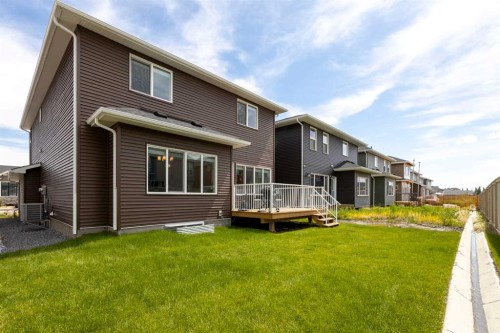 1635 Baywater Street Sw, Airdrie, AB - Outdoor