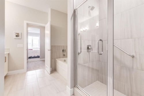 220-20 Silverado Crest Park Sw, Calgary, AB - Indoor Photo Showing Bathroom