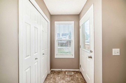 135 Copperstone Grove Se, Calgary, AB - Indoor Photo Showing Other Room