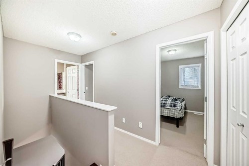 135 Copperstone Grove Se, Calgary, AB - Indoor Photo Showing Other Room