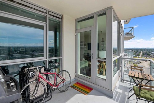 2005-77 Spruce Place Sw, Calgary, AB - Outdoor With Exterior