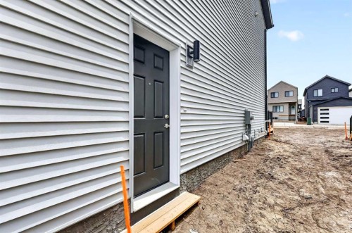 7055 Rangeview Avenue Se, Calgary, AB - Outdoor