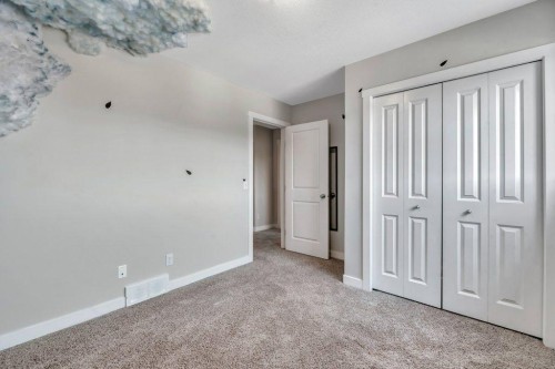 420 Ranch Ridge Meadow, Strathmore, AB - Indoor Photo Showing Other Room