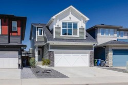 180 Emberside Place  Cochrane, AB T4C 3B1