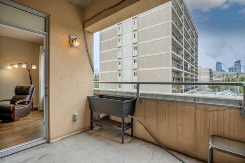 308-1110 3 Avenue Nw, Calgary, AB - Outdoor With Balcony With Exterior
