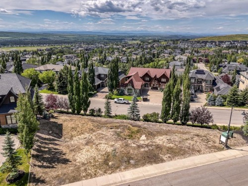 7695 Elkton Drive Sw, Calgary, AB 