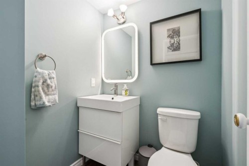 41-6915 Ranchview Drive Nw, Calgary, AB - Indoor Photo Showing Bathroom