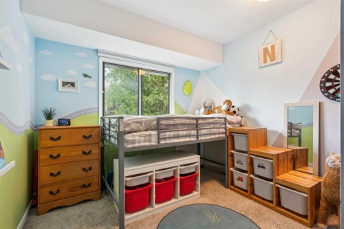 41-6915 Ranchview Drive Nw, Calgary, AB - Indoor Photo Showing Bedroom