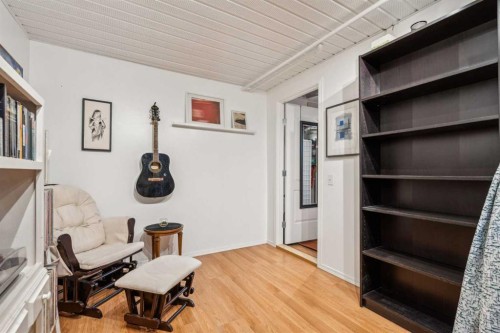 41-6915 Ranchview Drive Nw, Calgary, AB - Indoor Photo Showing Other Room