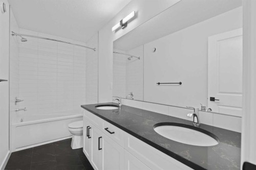 175 Belvedere Crescent Se, Calgary, AB - Indoor Photo Showing Bathroom